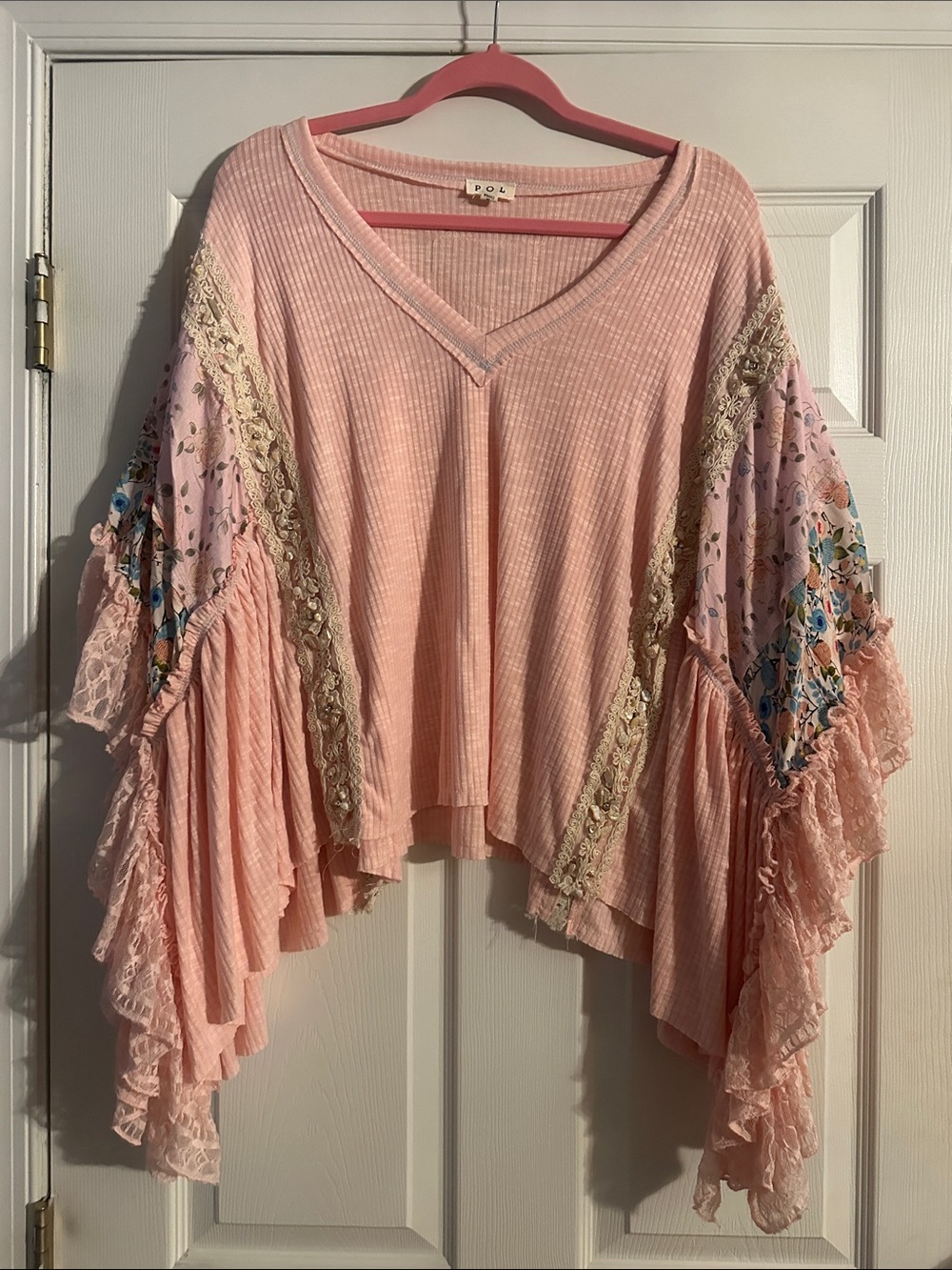 POL Pink Boho V-Neck Ruffled Sleeve Top